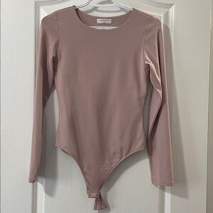 Aritzia Babaton Contour Bodysuit